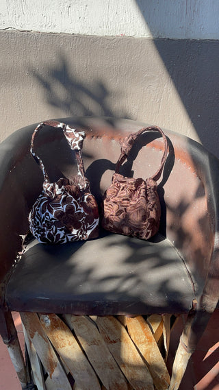 Chocolate Blanco Nudo Bag
