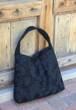 Barro Negro Tote Bag